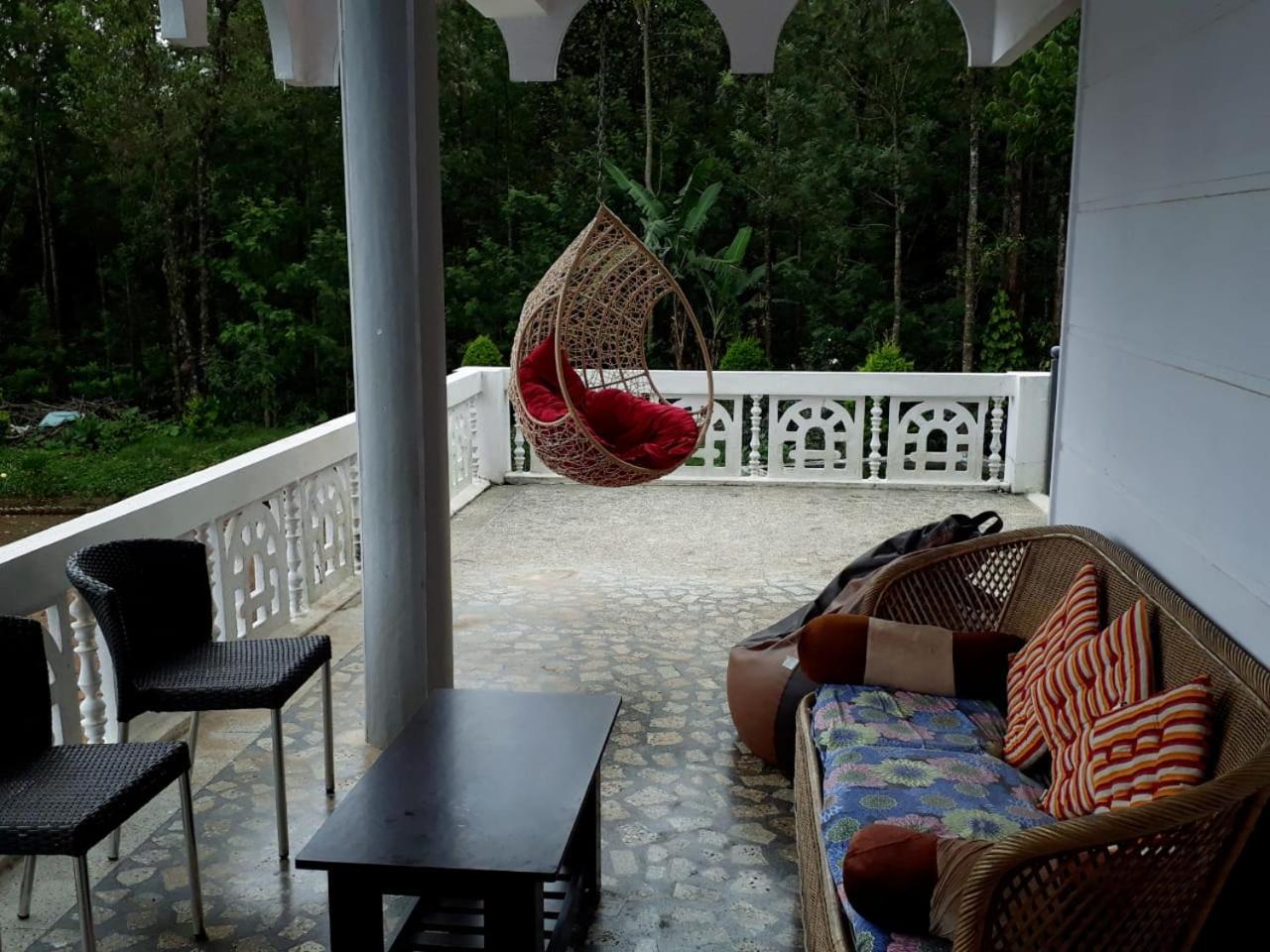 Bluebell Homestay Chikmagalūr Eksteriør bilde